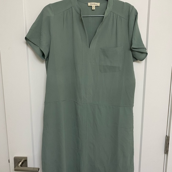 Dress - Picture 1 of 1